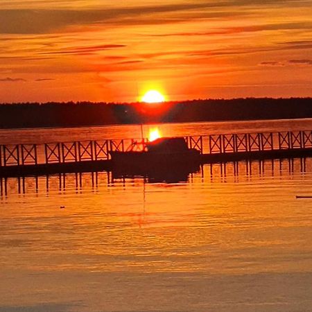 Arsunda Strandbad Sjoesunda Vandrarhem Екстер'єр фото